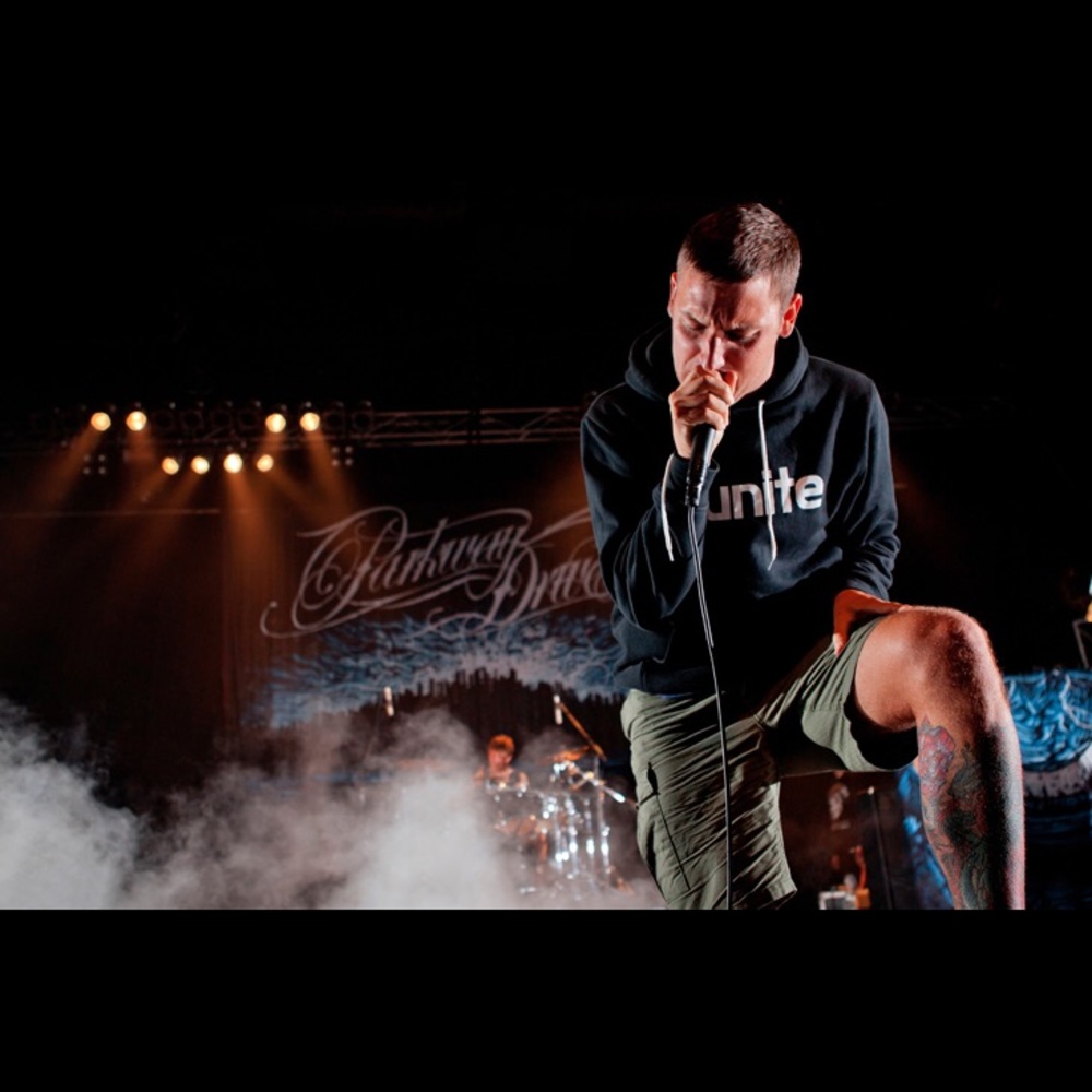 Meet your Posher, Uriel